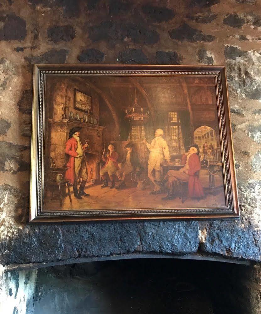רובא Caledonian Inn מראה חיצוני תמונה